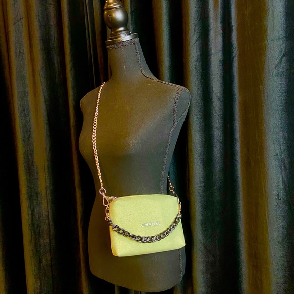 CHANEL seafoam green beauty line cosmetic pouch crossbody or bumbag tote - Picture 2 of 16